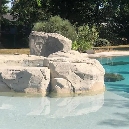 Apartamento Loft De Charme Au Milieu De La Nature Avec Piscine Les Loges-en-Josas