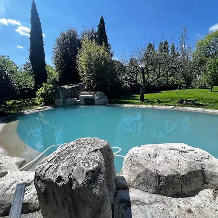Loft De Charme Au Milieu De La Nature Avec Piscine Apartman